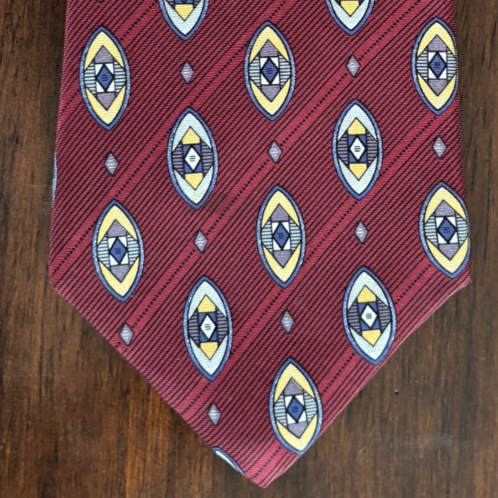 Parisian Signature Men's‎ Burgundy Necktie Geometric Pattern Silk Blend VTG 90's